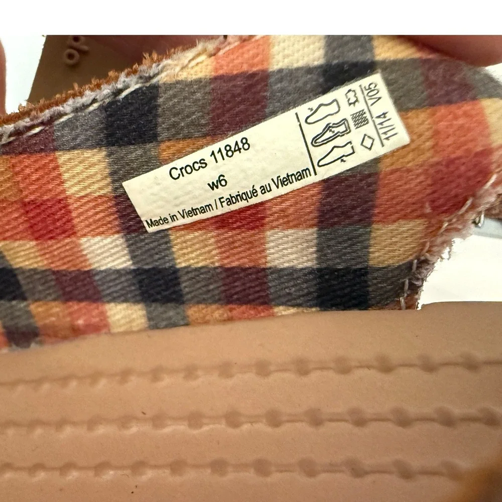 Crocs Leigh Wedge‎ Sandals Women Size 6 Brown Leather Plaid Boho Cottagecore